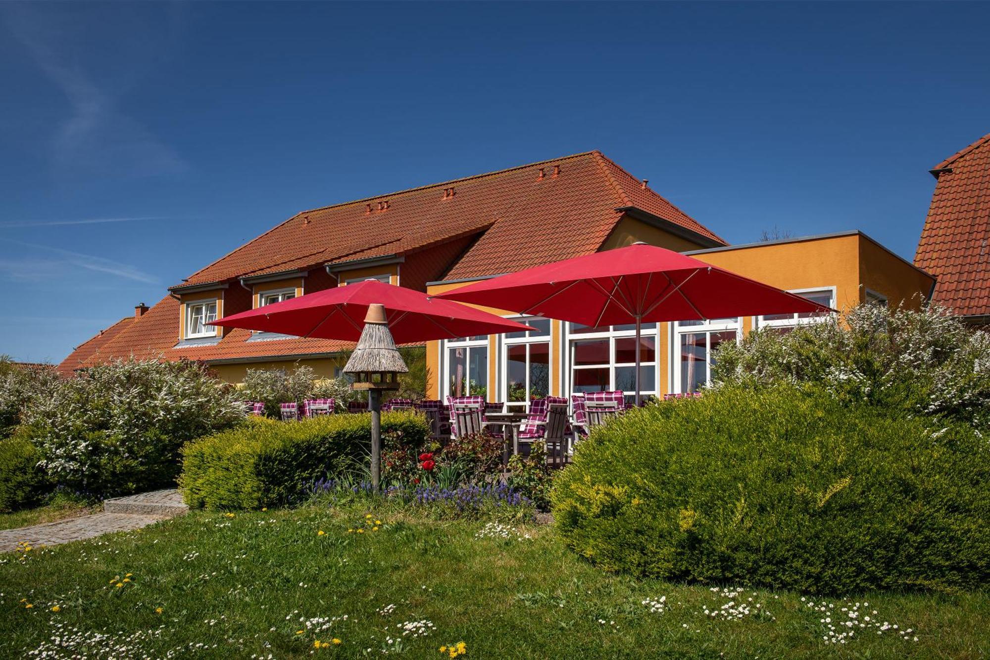 Hotel & Restaurant Zum Kap Arkona Putgarten Extérieur photo