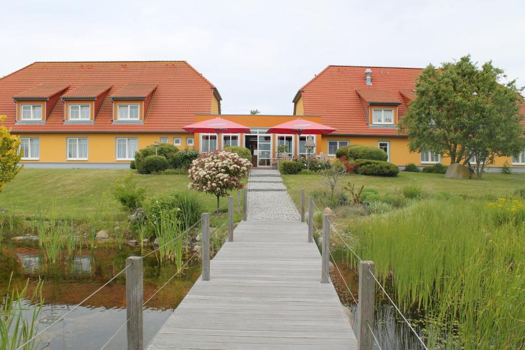 Hotel & Restaurant Zum Kap Arkona Putgarten Extérieur photo